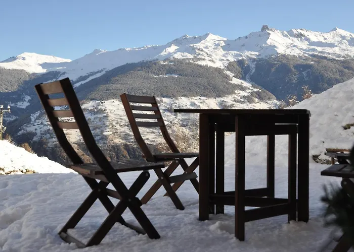 La Cle Des Champs Bed and Breakfast 3*